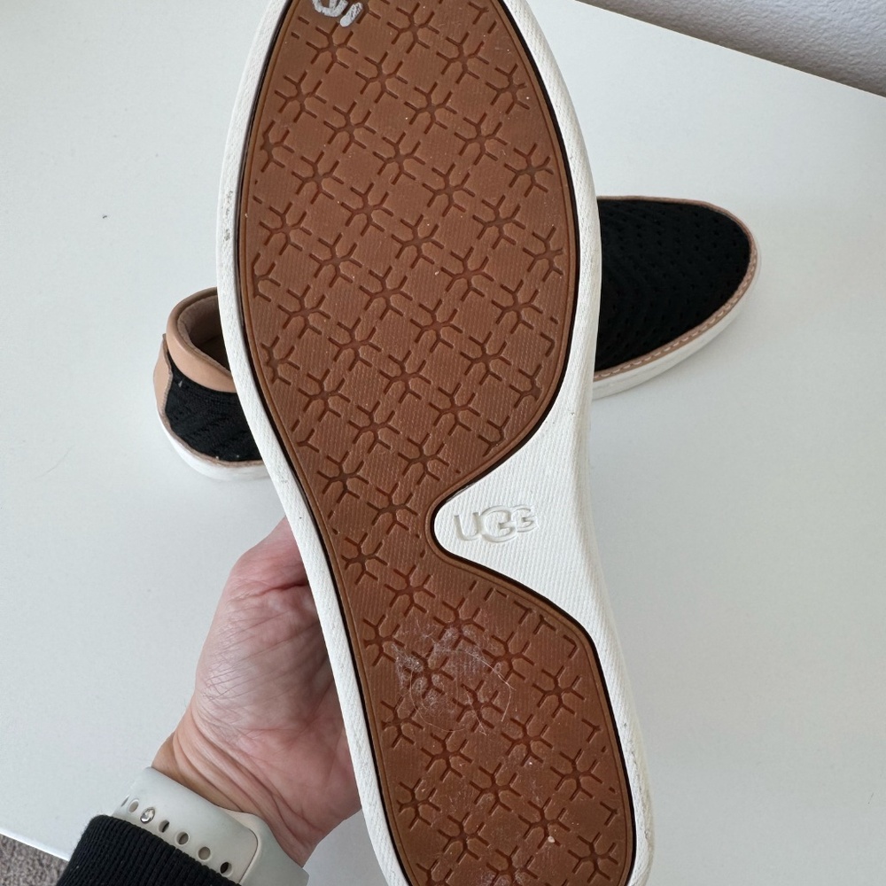 UGG Sammy Chevron Slip-On Size 6.5 - Picture 7 of 8